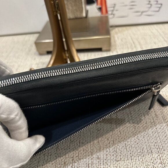 Prada Blue Saffiano Zippy Organizer - Picture 7 of 12